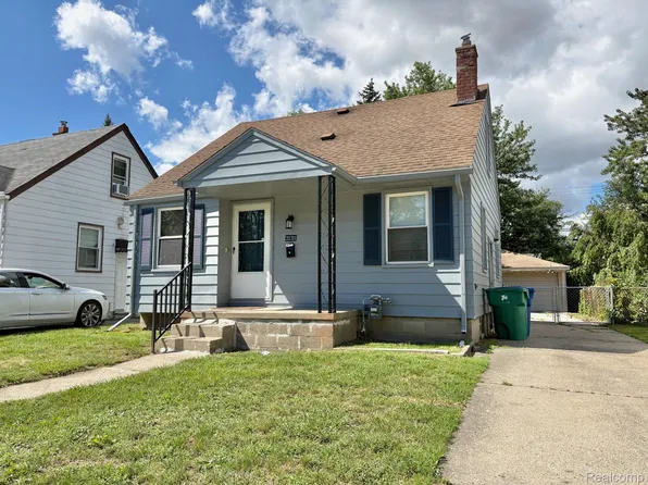 21311 Beechwood Ave, Eastpointe, MI 48021