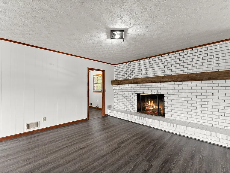 3785 Keith Bridge Rd — Photo 18