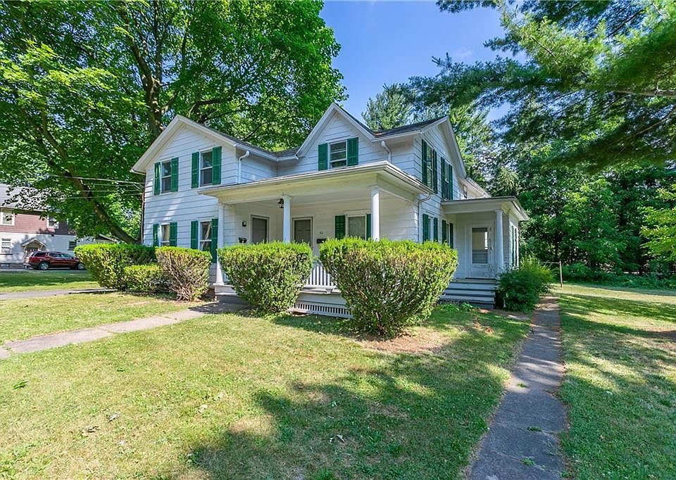 1st image of 32 Maxon St