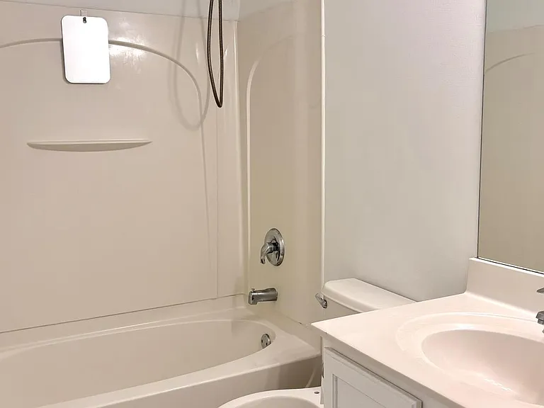 135 Natalie Rd — Photo 14