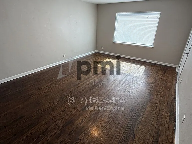 14992 Allisonville Rd — Photo 19
