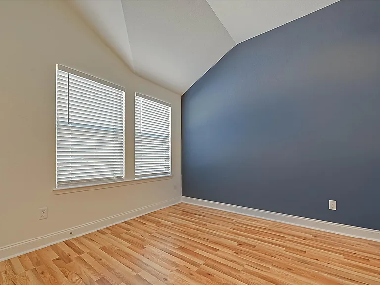 7339 Krueger Rd #A — Photo 8