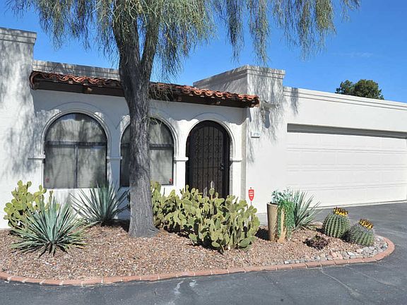 2nd image of 2751 N Camino Valle Verde