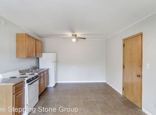 200 1st St APT 4, Excelsior, MN 55331