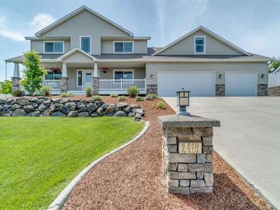 2416 S Windsor Dr, Greenacres, WA, 99016