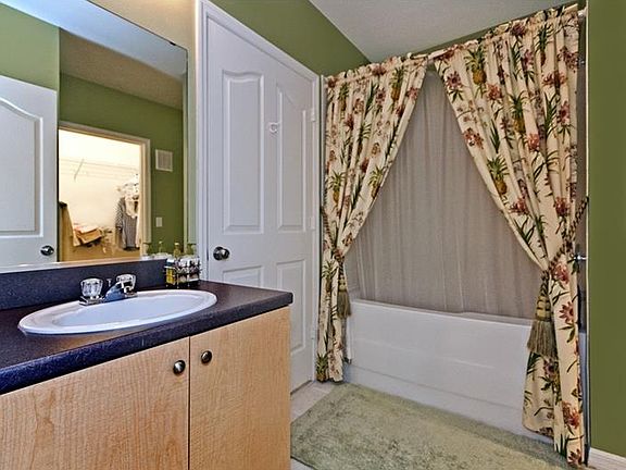 5th image of 754 Siena Palm Dr APT 101