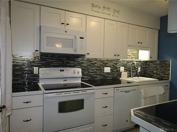 4th image of 7815 N Main St Unit 7