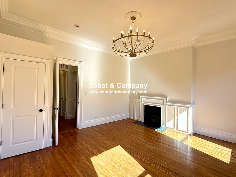 231 Beacon St #3 — Photo 7