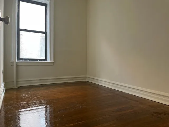 30-80 32nd St #31 — Photo 1