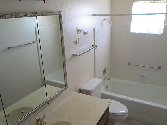 5th image of 4759 E Emerald Ave