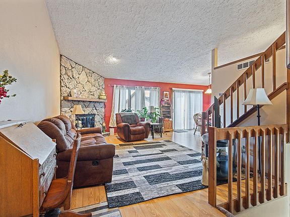 3rd image of 7461 Colosseum Dr APT 2