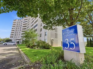 35 Towering Heights Blvd #1008, Saint Catharines, ON L2T3G8