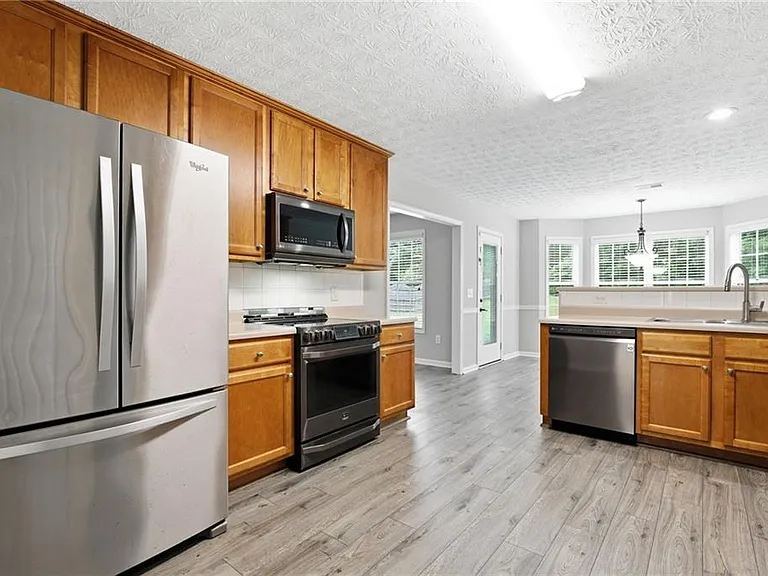 4408 Webb Meadows Dr — Photo 3