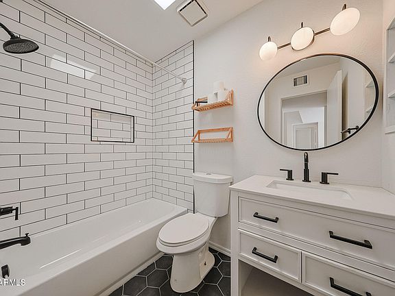 4th image of 8940 W OLIVE Avenue #58