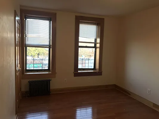 Rented by null | media 10