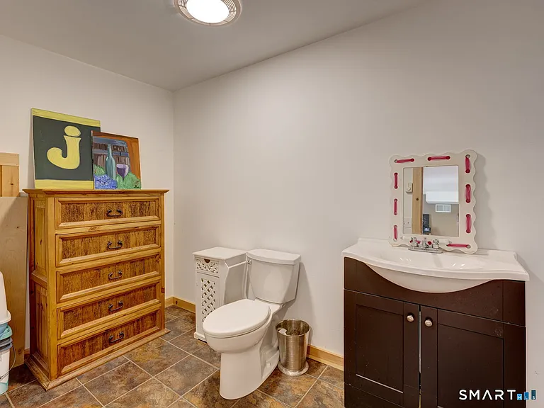 8 Deming Rd — Photo 29
