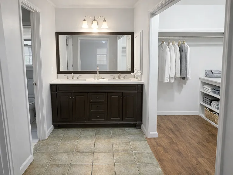 3809 Holy Cross Dr — Photo 6