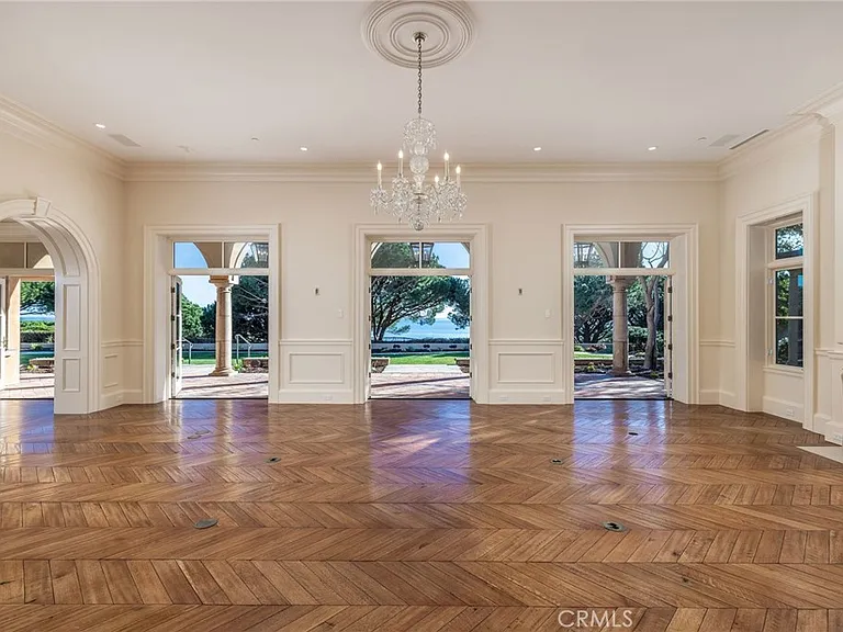 34 Pelican Point Dr — Photo 9