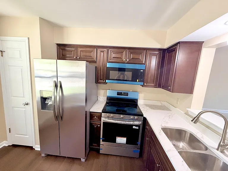 3937 Seeman Rd #1 — Photo 14