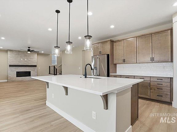 4th image of 6161 N Senita Hills Ave