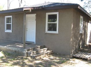 919 W 8th St, Merced, CA 95341