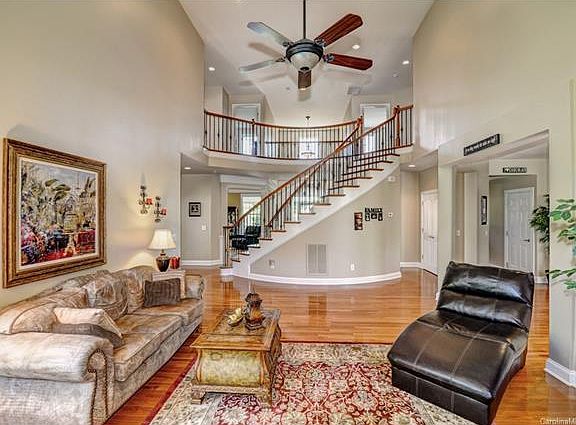 4th image of 134 Preserve Way