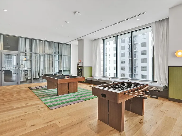 11 NE 6th 1403 Miami #1403 — Photo 34