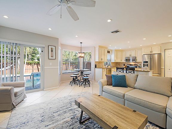 Home For Sale In Nautica