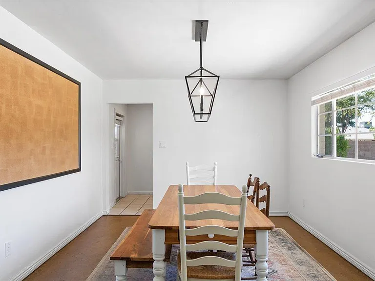 4320 E Clarendon Ave — Photo 7
