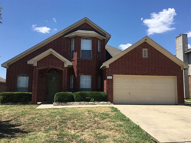1st image of 1721 Country Crest Ln