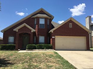 1721 Country Crest Ln, Mansfield, TX 76063
