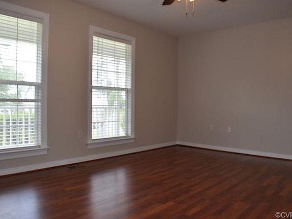 1st floor master large bed room (16'X14') with its own full 