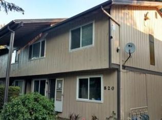 820 NE Riddell Rd, Bremerton, WA 98310