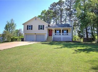 450 Sumer Ln N, Douglasville, GA