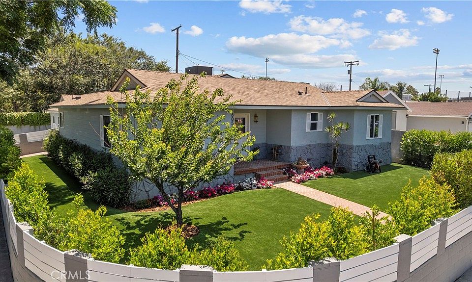 1st image of 8054 Cedros Ave