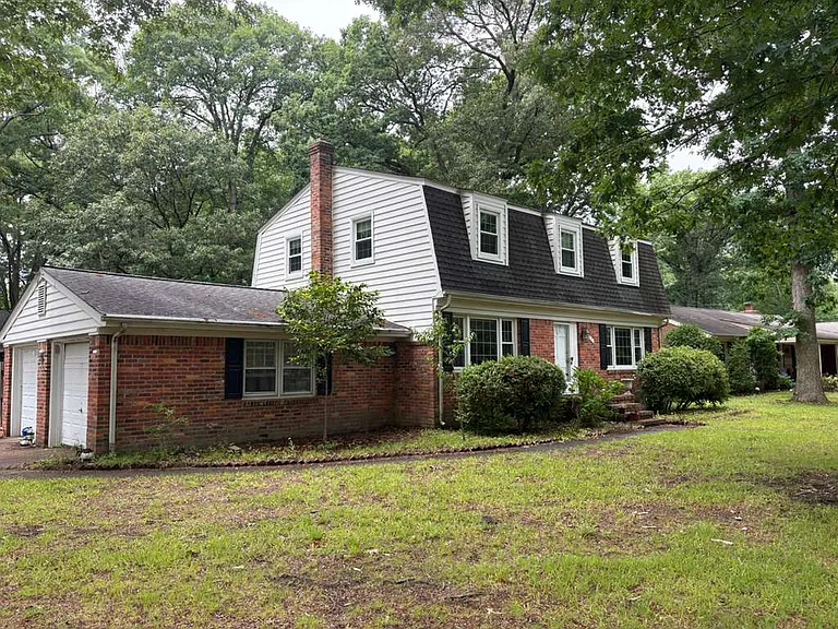 4701 Hermitage Rd — Photo 1