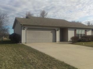 950 W Wheatfield Ln, Churubusco, IN 46723