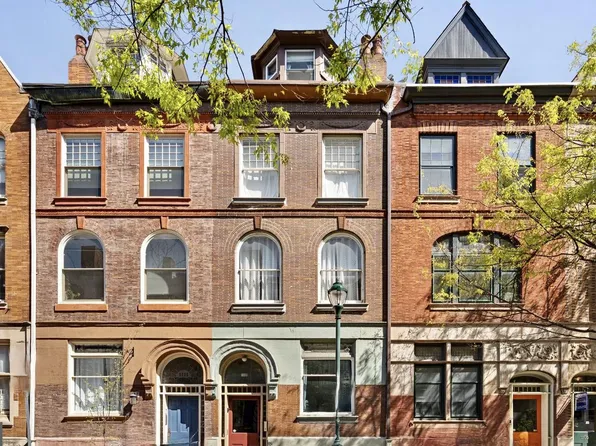 1109 Spruce St APT 1F, Philadelphia, PA 19107