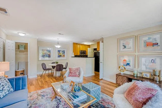 Abbotts Run Apartment Homes