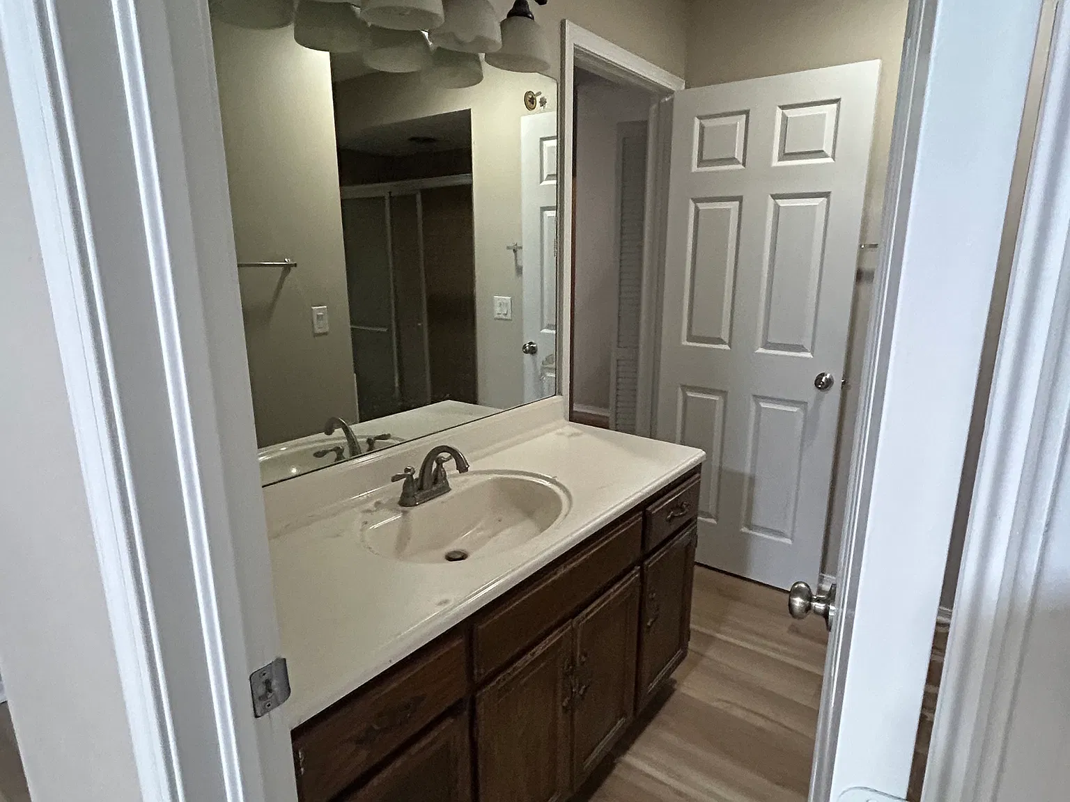 3 bed, 1625 sqft, $1,650 — Photo 4