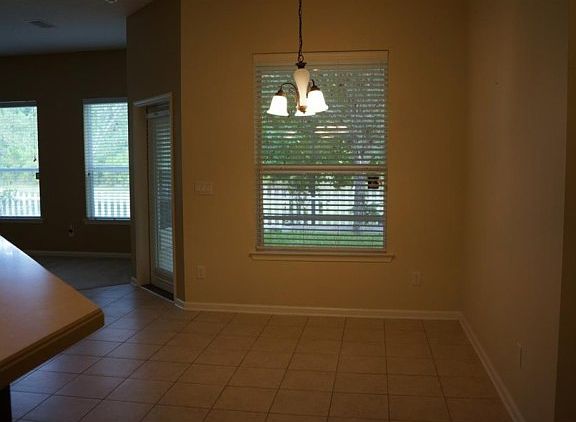 2nd image of 95512 Sonoma Dr