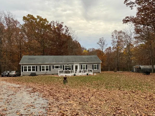 109 Frontier Ln, Gladys, VA 24554