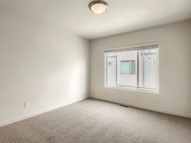 3464 Albion St — Photo 27
