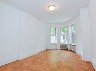 521 12th St #1R, Brooklyn, NY 11215