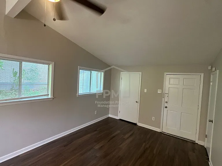 2237 Gayle Ave — Photo 16