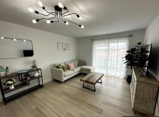 620 SW 10th St #1, Miami, FL 33130