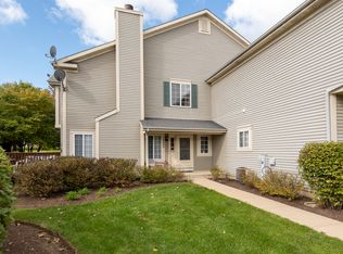 340 Windsor Ct UNIT B, South Elgin, IL 60177