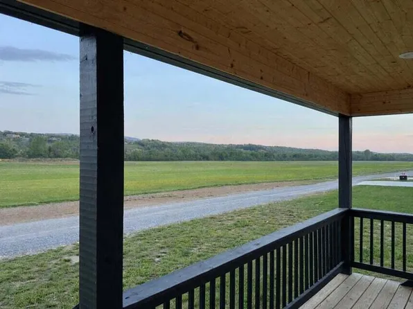 108 Galloway Airport Rd, Dunlap, TN 37327