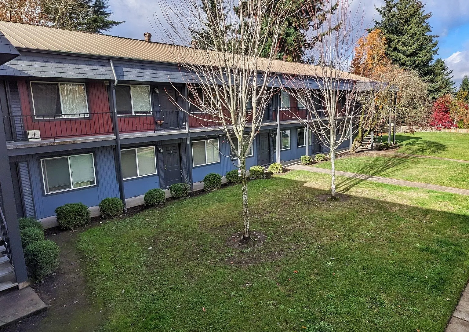 Cully Park Apartments — Photo 3
