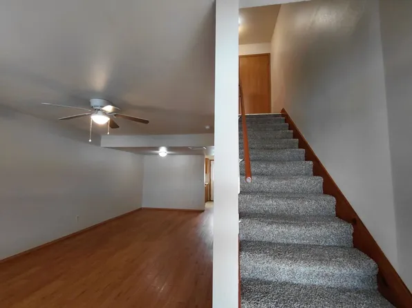 20333 Skyview Dr, Waynesville, MO 65583
